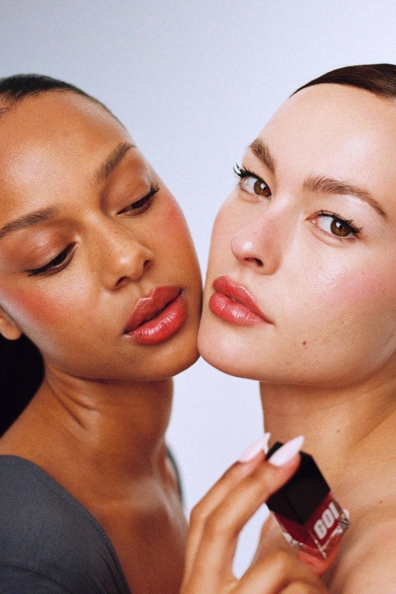 TINTE DE LABIOS Y MEJILLAS